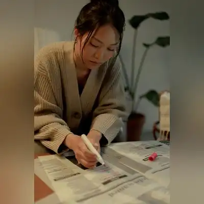 余航静